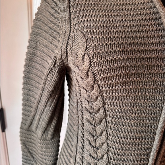 Gap Mock Neck Olive Green Women's Sweater - Picture 2 of 12